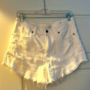 Eunina High Waisted Shorts Medium